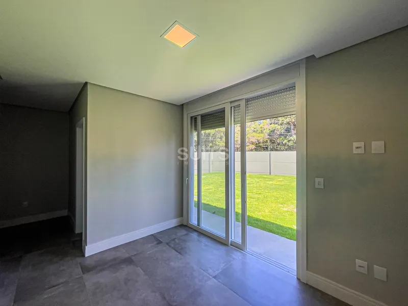 Belíssima casa no condomínio Villaggio Atlântida: 28ª foto da galeria de imagens do imóvel