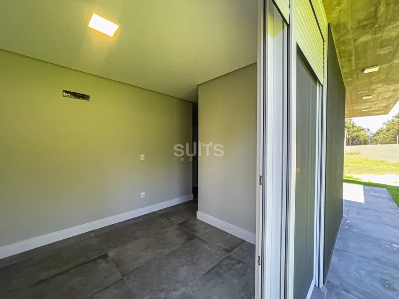 Belíssima casa no condomínio Villaggio Atlântida: 29ª foto da galeria de imagens do imóvel