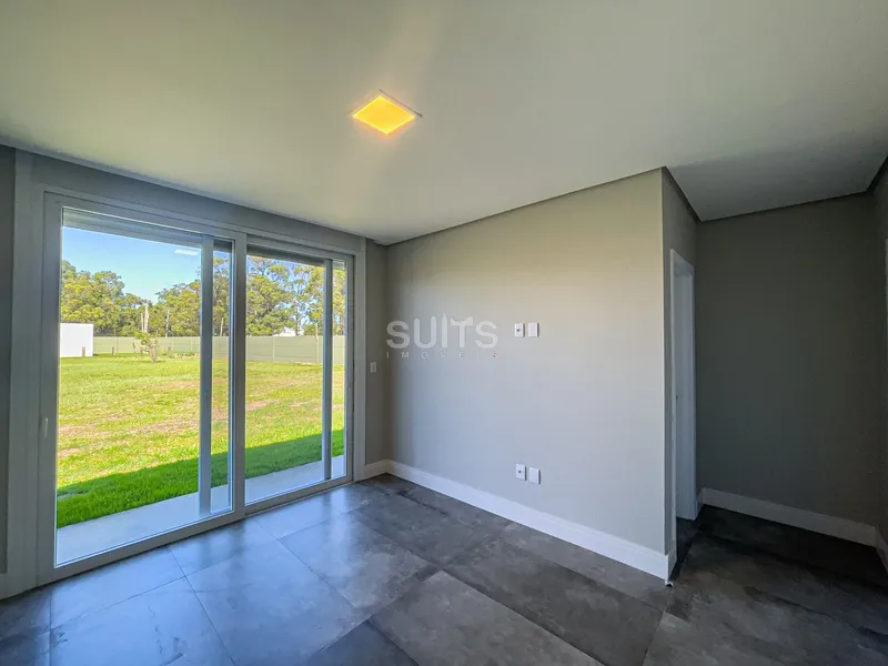 Belíssima casa no condomínio Villaggio Atlântida: 34ª foto da galeria de imagens do imóvel