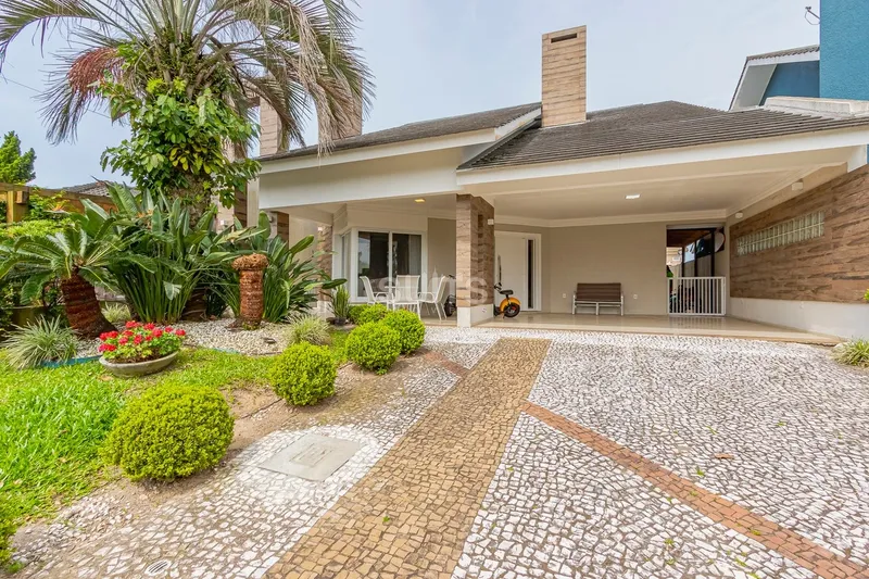 Excelente casa no condomínio Condado em Capão da Canoa: 3ª foto da galeria de imagens do imóvel