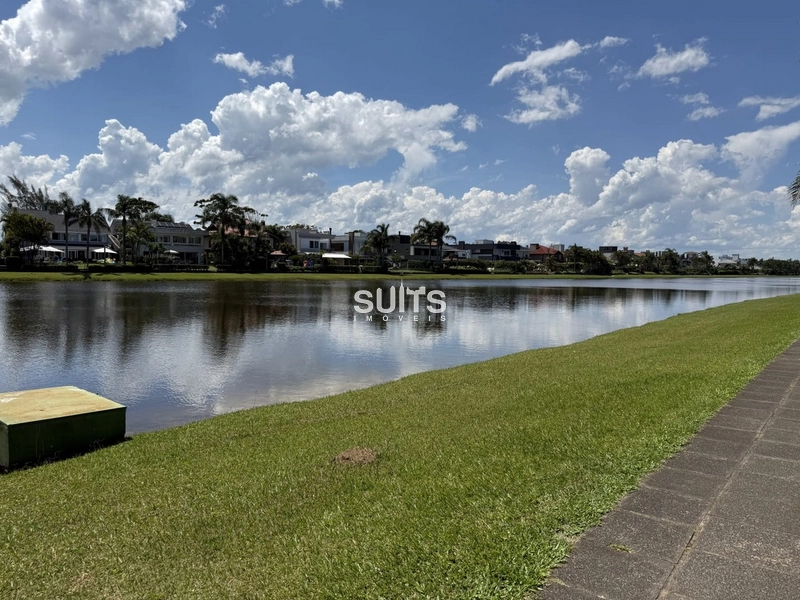 Execelente sobrado á venda no condominio Lagos Park: 4ª foto da galeria de imagens do imóvel