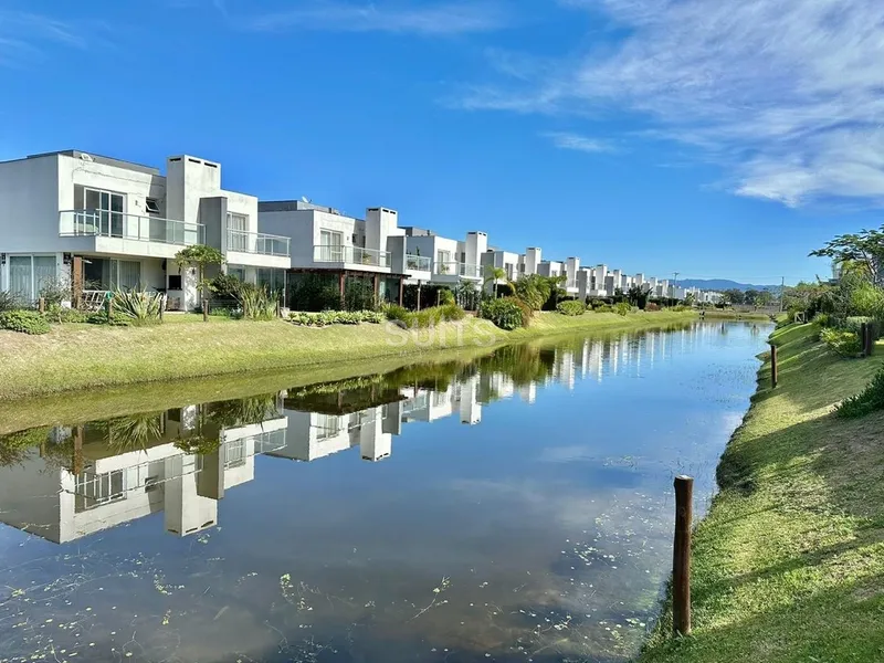 Excelente sobrado beira lago no cond. One Atlântida Houses: 15ª foto da galeria de imagens do imóvel