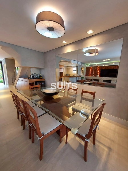 Sobrado beira lago, mobiliado e decorado, condomínio Rossi Atântida: 3ª foto da galeria de imagens do imóvel