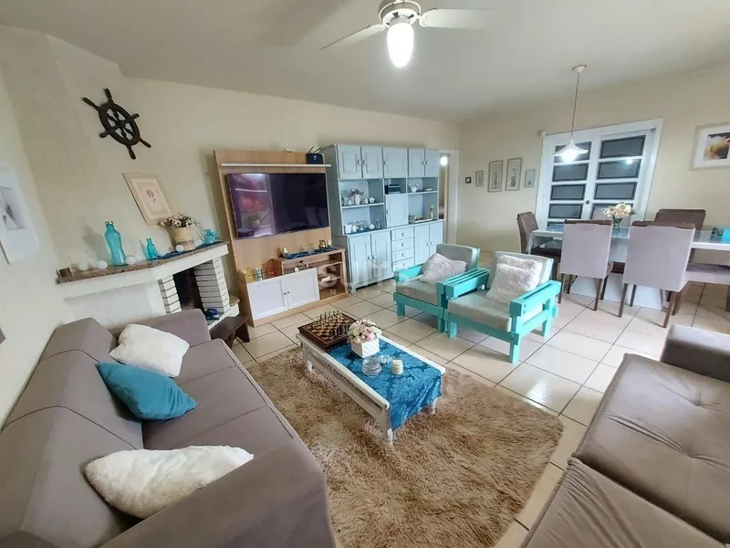 Excelente casa à venda próxima do mar no Centro de Xangri-Lá: 4ª foto da galeria de imagens do imóvel