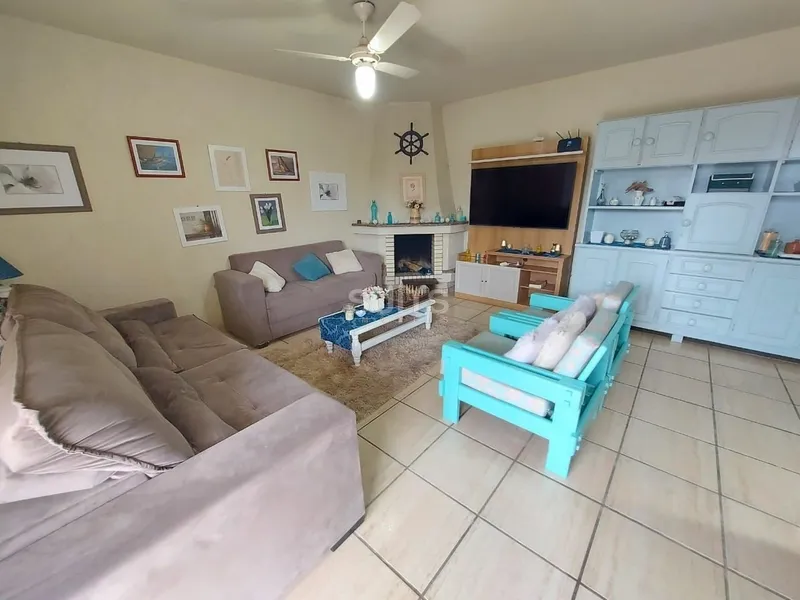 Excelente casa à venda próxima do mar no Centro de Xangri-Lá: 6ª foto da galeria de imagens do imóvel