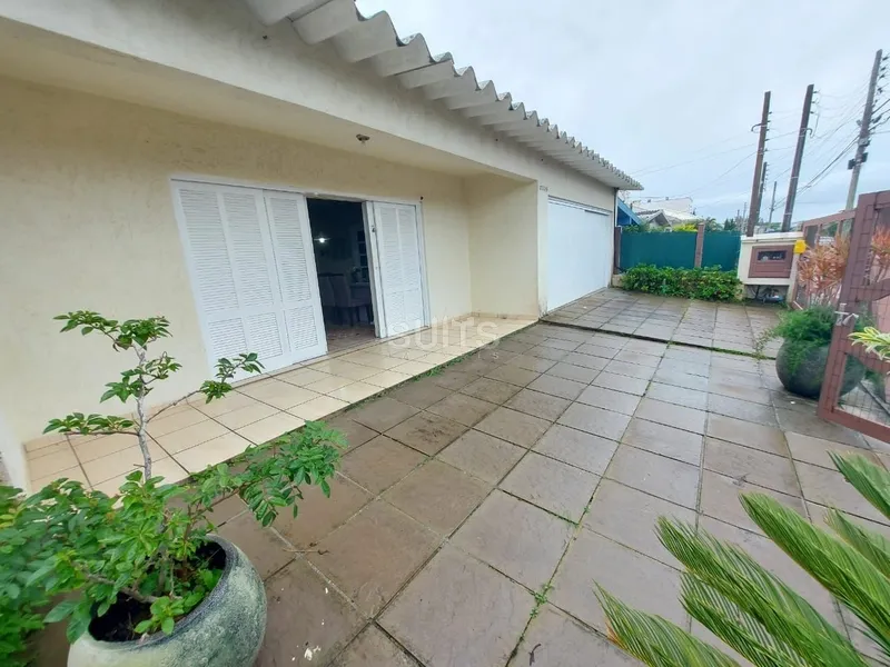 Excelente casa à venda próxima do mar no Centro de Xangri-Lá: 3ª foto da galeria de imagens do imóvel