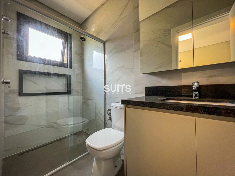 Incrível casa com linda vista para o lago no condomínio Riviera: 20ª foto da galeria de imagens do imóvel