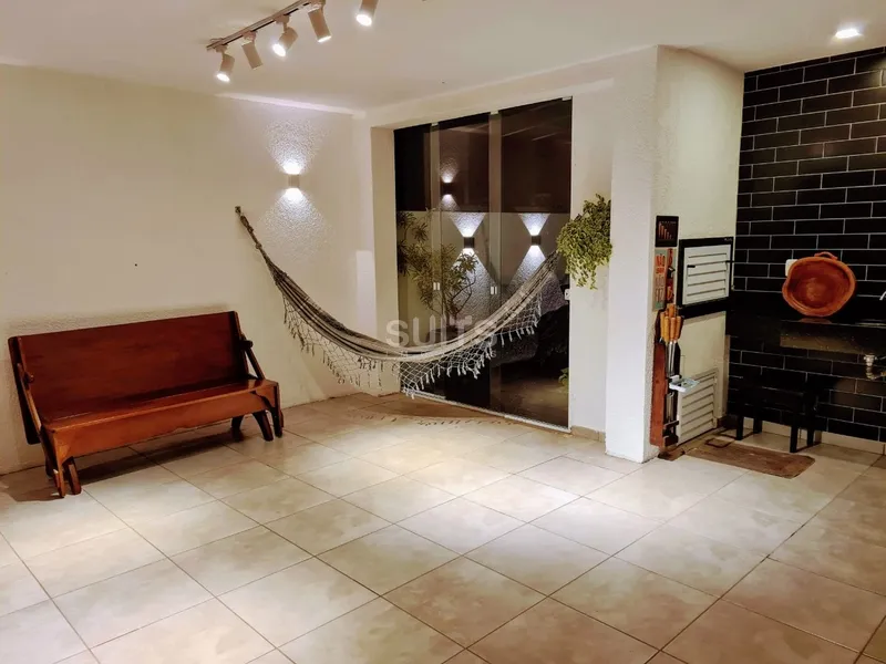 Casa estilo geminada em excelente estado de conservação: 15ª foto da galeria de imagens do imóvel