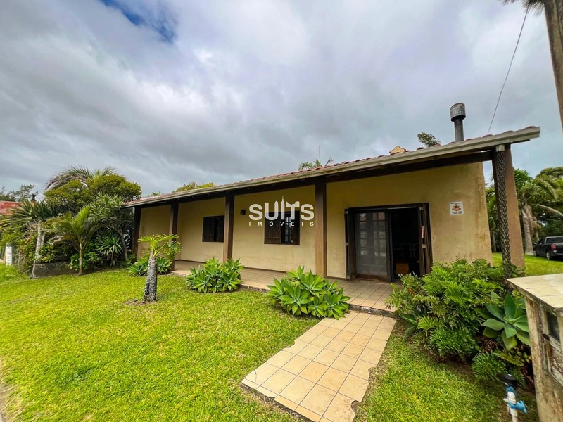 Excelente casa à venda com dois terrenos na Maristela em Xangri-lá: 1ª foto da galeria de imagens do imóvel