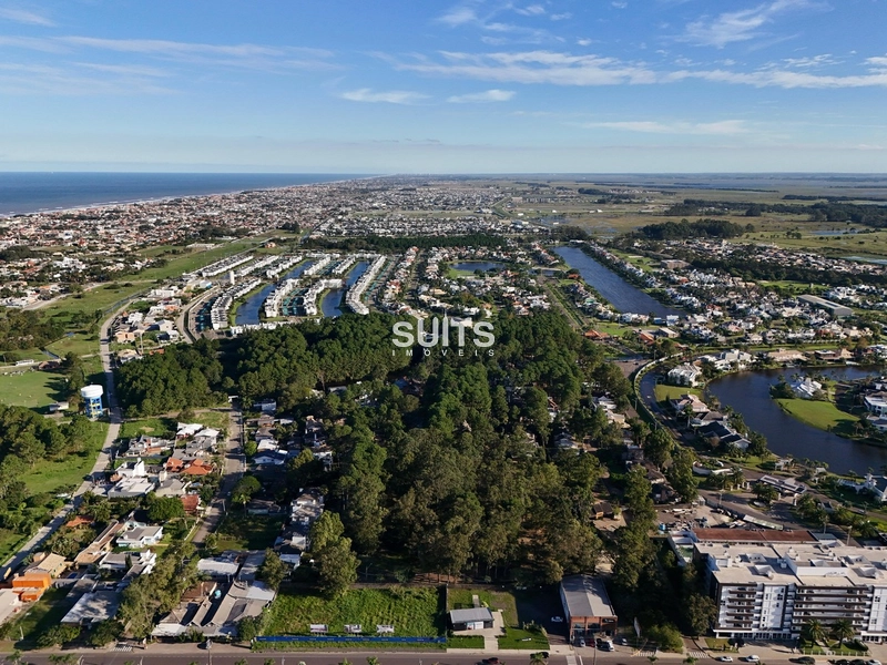 Oportunidade, sobrado à venda no condomínio Carmel em Atlântida: 40ª foto da galeria de imagens do imóvel