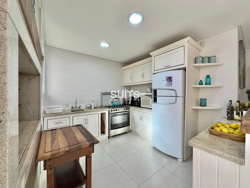 Oportunidade, sobrado à venda no condomínio Carmel em Atlântida: 14ª foto da galeria de imagens do imóvel