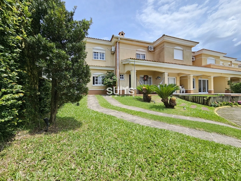 Excelente sobrado à venda no condomínio Villas Resort: 1ª foto da galeria de imagens do imóvel