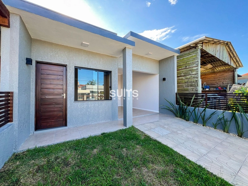 Ótima casa à venda no centro de Xangri-Lá: 1ª foto da galeria de imagens do imóvel