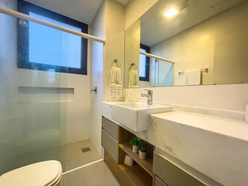 Linda casa com vista para o lago no condomínio Riviera: 23ª foto da galeria de imagens do imóvel