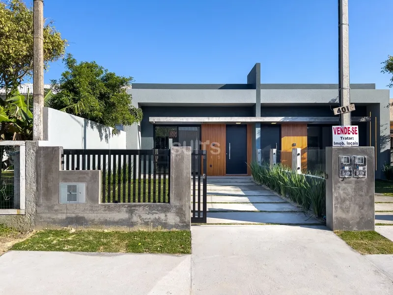 Excelente casa no Centro de Xangri-Lá: 2ª foto da galeria de imagens do imóvel