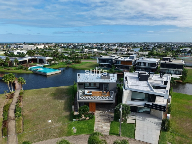 Excelente Mansão á venda no condomínio Sense: 2ª foto da galeria de imagens do imóvel