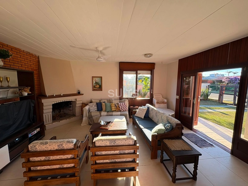 Excelente casa à poucos metros do mar no Centro de Xangri-Lá: 12ª foto da galeria de imagens do imóvel