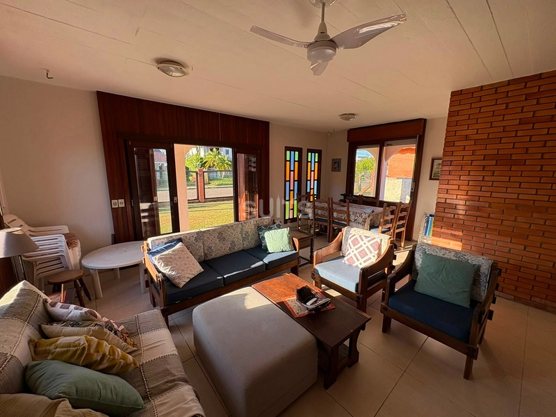 Excelente casa à poucos metros do mar no Centro de Xangri-Lá: 7ª foto da galeria de imagens do imóvel