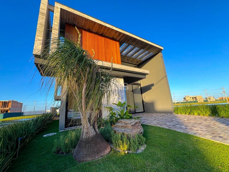 Excelente sobrado beira lago no condomínio Zen: 3ª foto da galeria de imagens do imóvel