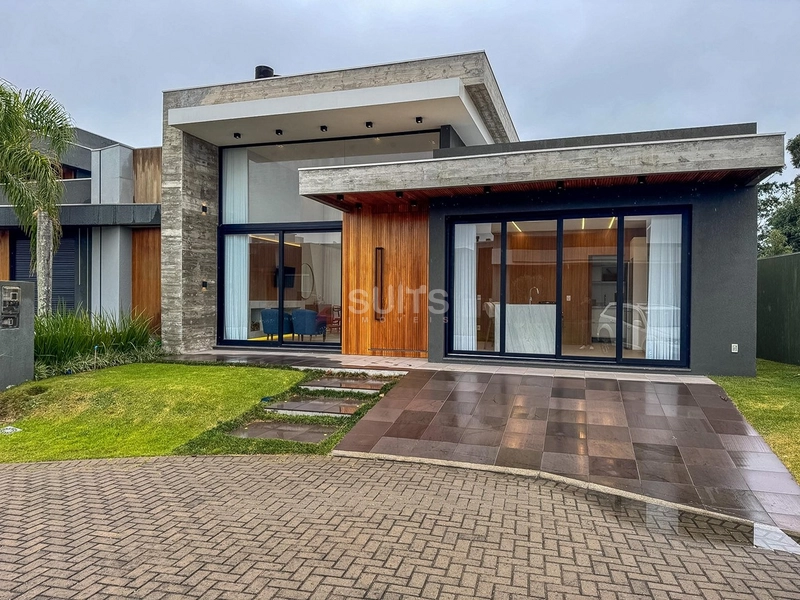Excelente casa à venda no condomínio Sunset: 3ª foto da galeria de imagens do imóvel