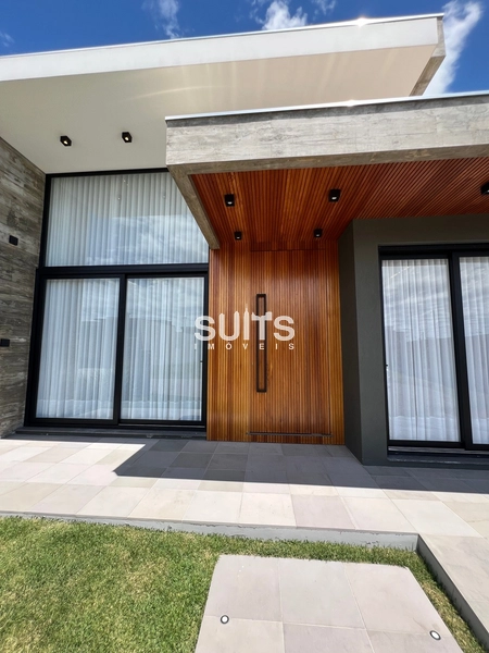 Excelente casa à venda no condomínio Sunset: 1ª foto da galeria de imagens do imóvel