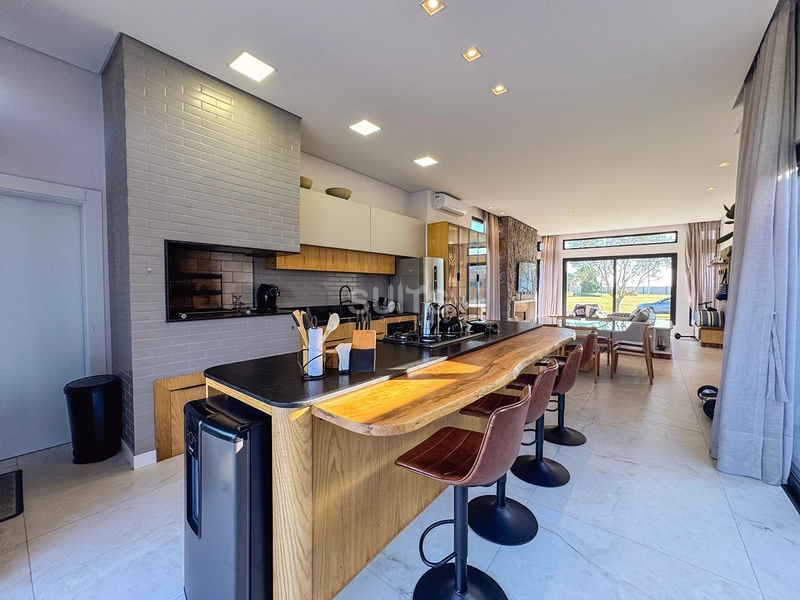 Excelente casa térrea à venda no condomínio Riviera em Xangri-lá: 10ª foto da galeria de imagens do imóvel