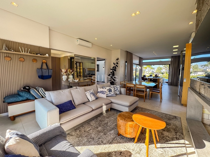 Excelente casa térrea à venda no condomínio Riviera em Xangri-lá: 7ª foto da galeria de imagens do imóvel