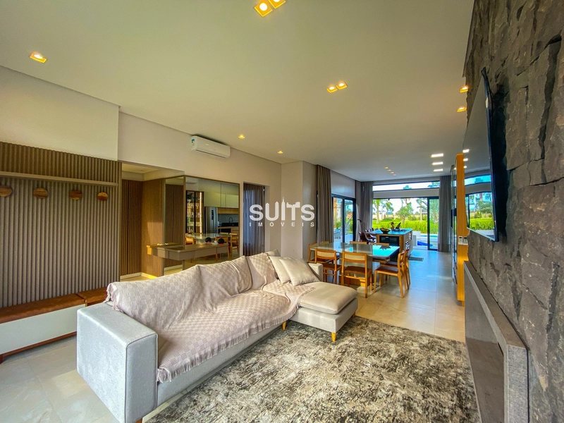 Excelente casa térrea à venda no condomínio Riviera em Xangri-lá: 4ª foto da galeria de imagens do imóvel