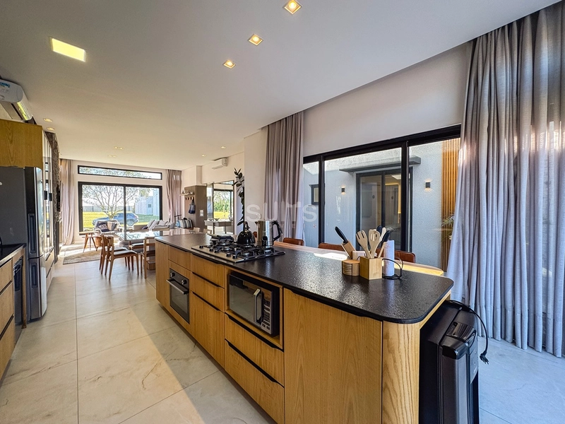 Excelente casa térrea à venda no condomínio Riviera em Xangri-lá: 16ª foto da galeria de imagens do imóvel