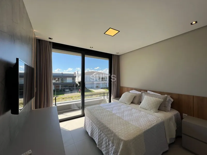 Mansão beira lago com padrão AAA no condomínio Enseada: 33ª foto da galeria de imagens do imóvel