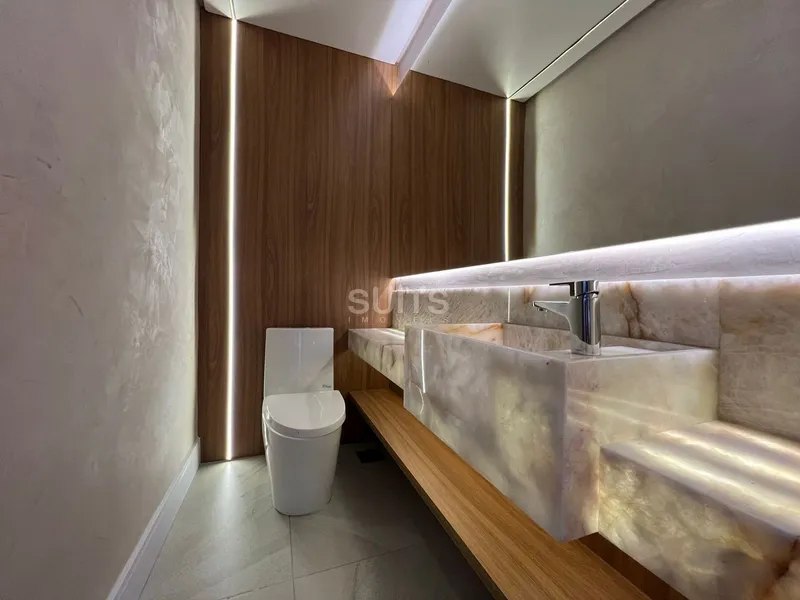 Mansão beira lago com padrão AAA no condomínio Enseada: 16ª foto da galeria de imagens do imóvel