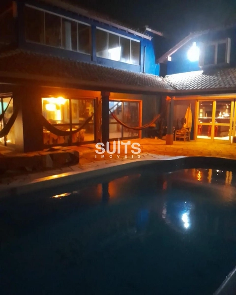 Casa constituída sobre 4 lotes, a poucos metros do mar!: 6ª foto da galeria de imagens do imóvel