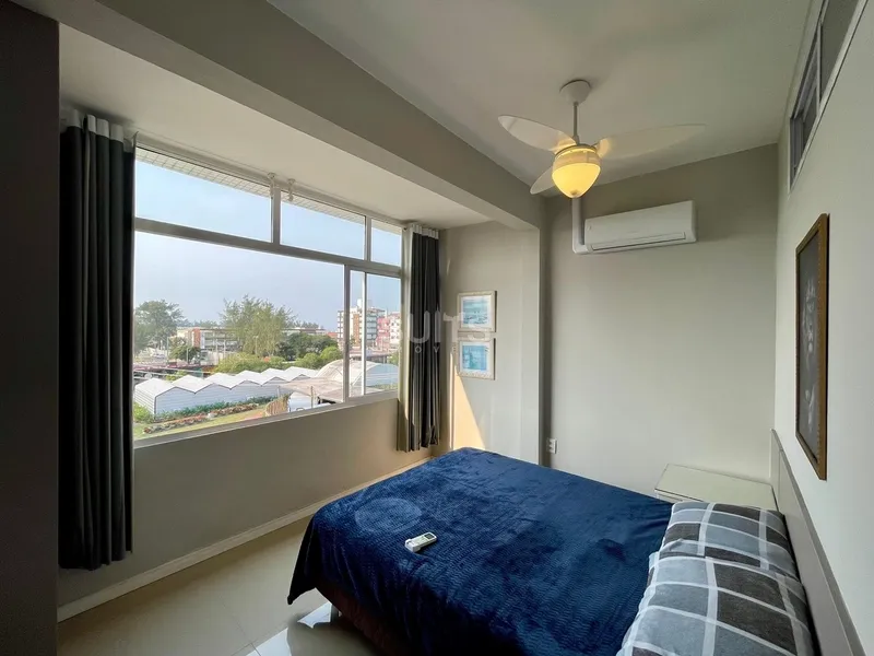 Apartamento em frente ao Roubadinhas com vista para a praça: 11ª foto da galeria de imagens do imóvel