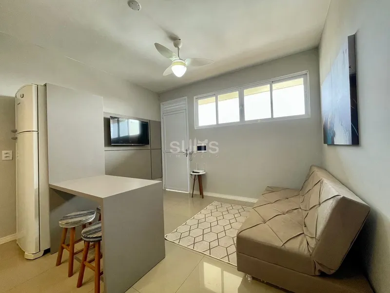 Apartamento em frente ao Roubadinhas com vista para a praça: 4ª foto da galeria de imagens do imóvel