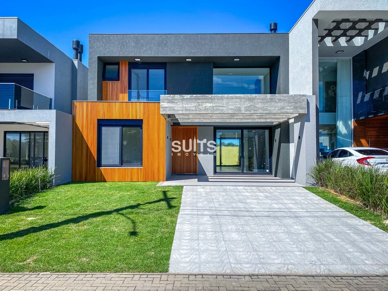 Excelente sobrado no condomínio Blue em Xangri-Lá: 2ª foto da galeria de imagens do imóvel