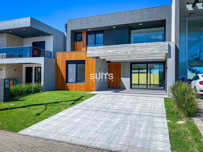 Excelente sobrado no condomínio Blue em Xangri-Lá: 1ª foto da galeria de imagens do imóvel