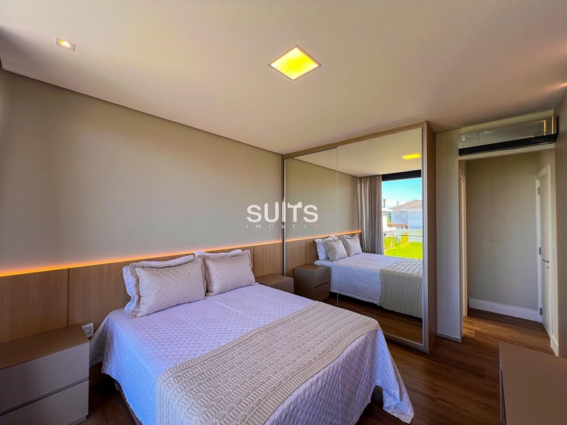 Lindo sobrado beira lago à venda no condomínio Amare em Xangri-lá: 40ª foto da galeria de imagens do imóvel