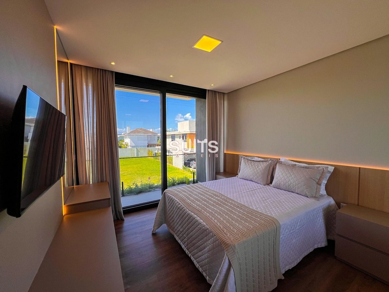 Lindo sobrado beira lago à venda no condomínio Amare em Xangri-lá: 39ª foto da galeria de imagens do imóvel