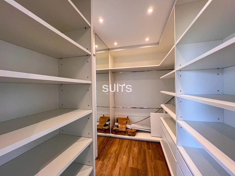 Lindo sobrado beira lago à venda no condomínio Amare em Xangri-lá: 34ª foto da galeria de imagens do imóvel