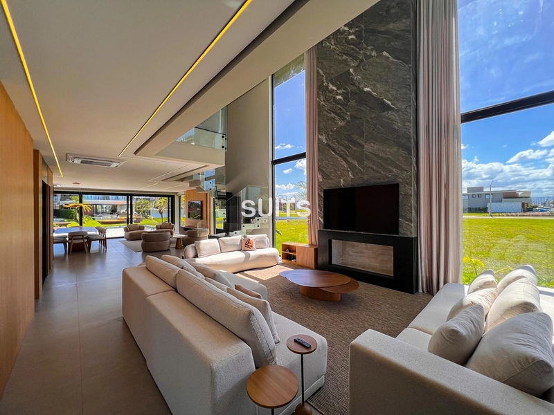 Lindo sobrado beira lago à venda no condomínio Amare em Xangri-lá: 6ª foto da galeria de imagens do imóvel