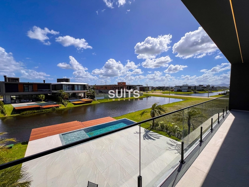 Lindo sobrado beira lago à venda no condomínio Amare em Xangri-lá: 42ª foto da galeria de imagens do imóvel