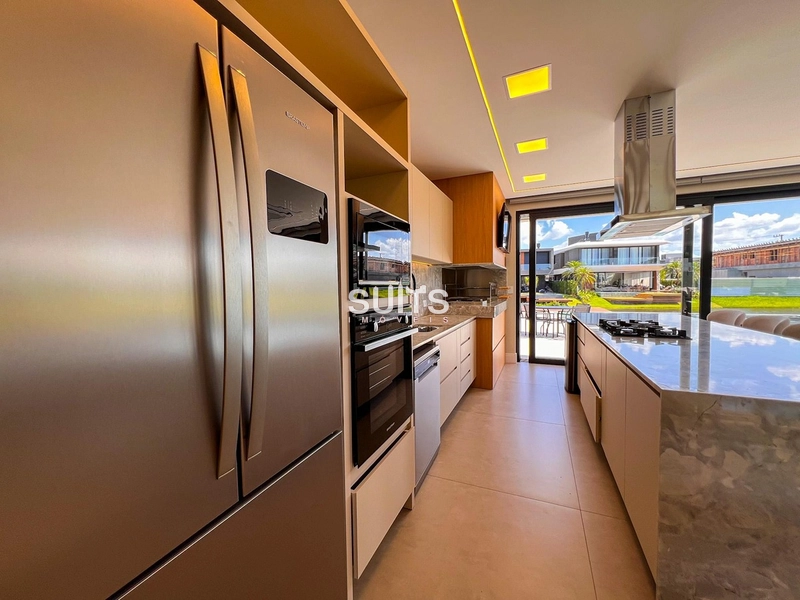 Lindo sobrado beira lago à venda no condomínio Amare em Xangri-lá: 12ª foto da galeria de imagens do imóvel