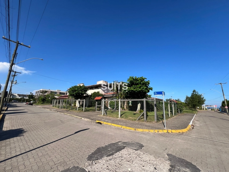 Excelente casa á venda na Praia de Atlântida: 2ª foto da galeria de imagens do imóvel