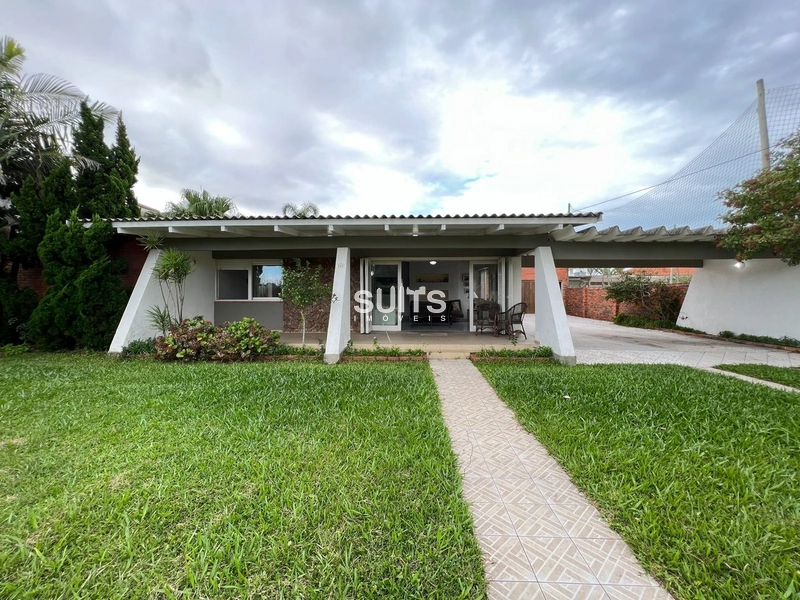 Incrível casa na região da Plataforma na praia de Atlântida: 2ª foto da galeria de imagens do imóvel