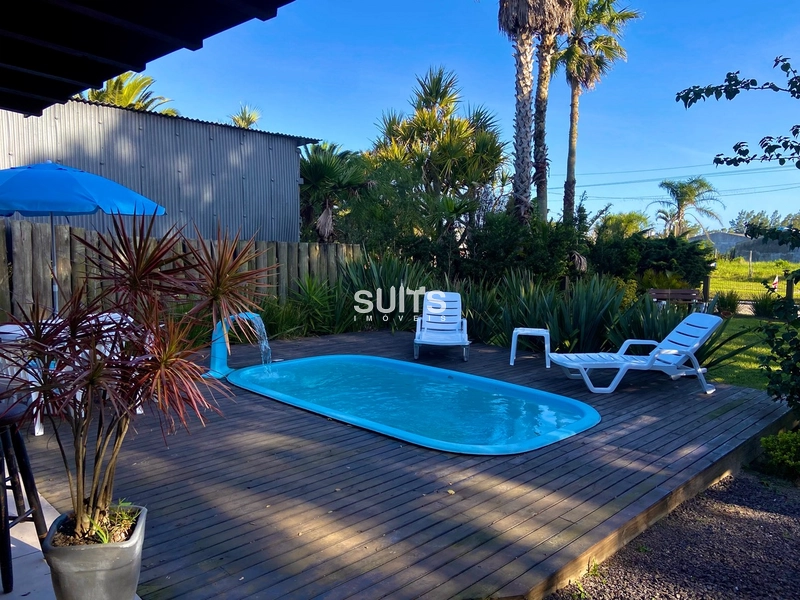 Casa de esquina com 2 terrenos em Noiva do Mar: 5ª foto da galeria de imagens do imóvel