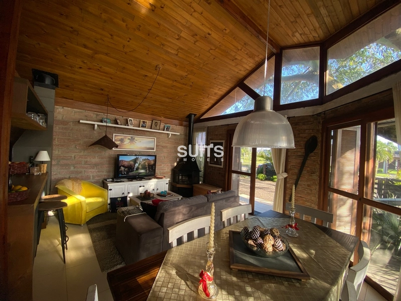 Casa de esquina com 2 terrenos em Noiva do Mar: 12ª foto da galeria de imagens do imóvel