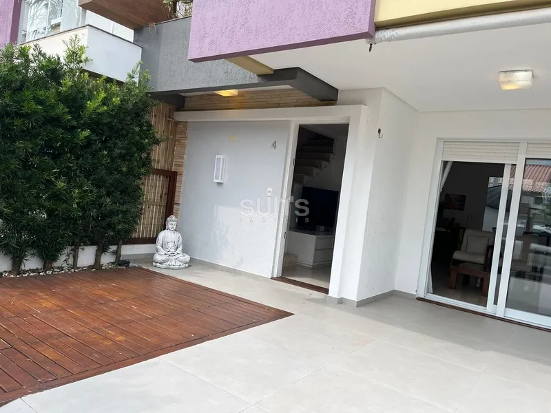 Excelente sobrado próximo ao mar no centro de Xangri-Lá: 3ª foto da galeria de imagens do imóvel