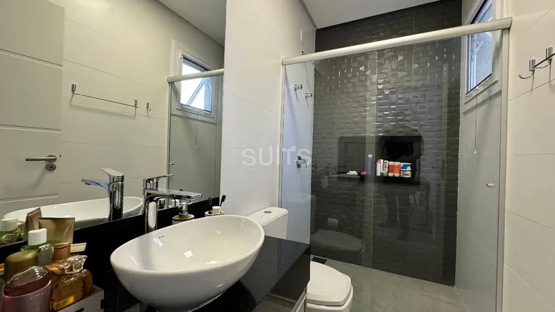 Excelente Casa Beira Lago com Piscina no Condomínio Riviera: 28ª foto da galeria de imagens do imóvel