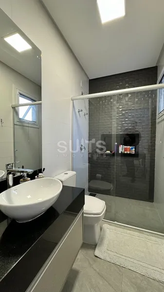 Excelente Casa Beira Lago com Piscina no Condomínio Riviera: 27ª foto da galeria de imagens do imóvel