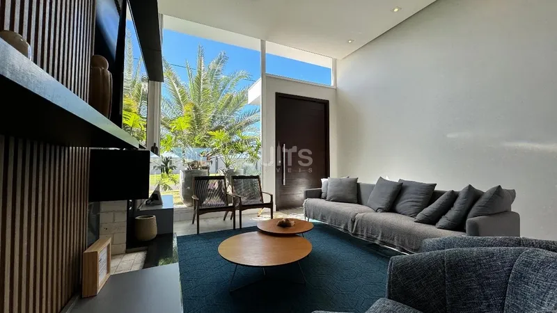 Excelente Casa Beira Lago com Piscina no Condomínio Riviera: 12ª foto da galeria de imagens do imóvel